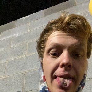 Meet your Posher, Johnathan